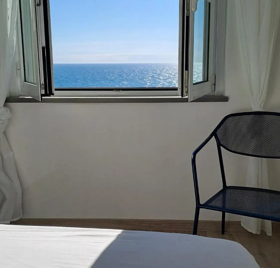 Sea&Sun Golden Retreat Vila Cervo 0*,